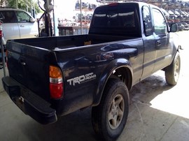 2001 TOYOTA TACOMA, BLACK, SR5 MODEL, EXTD CAB, 3.4L, AT,  4WD. Z26380